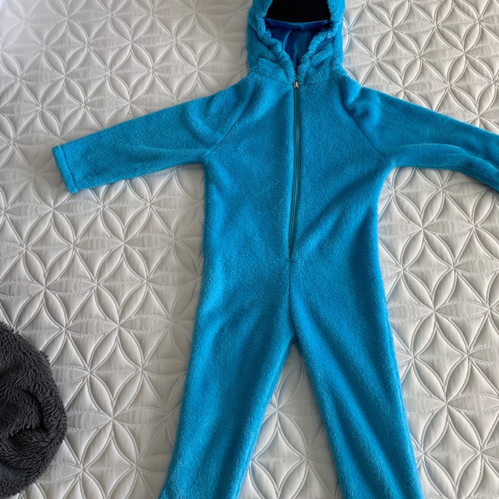 Cookie Monster Halloween costume. 3T/4T half zip.